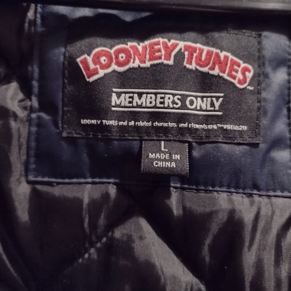 Members Only Looney Tunes Space Jam Blue Bomber Size L Faux Fur Hooded Coat